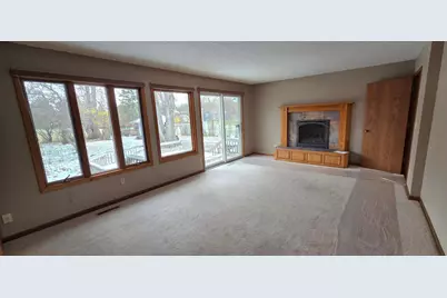 1311 16th Street W, International Falls, MN 56649 - Photo 2