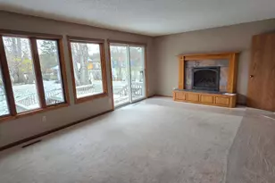 1311 16th Street W, International Falls, MN 56649 - Photo 2