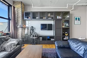 290 Market St, Minneapolis, MN 55405 - Photo 8