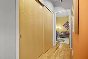 290 Market St, Minneapolis, MN 55405 - Photo 20