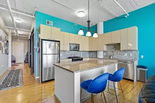 290 Market St, Minneapolis, MN 55405 - Photo 1