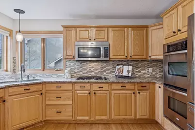 10612 Alison Way, Inver Grove Heights, MN 55077 - Photo 6