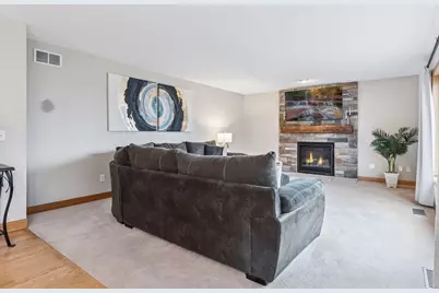 10612 Alison Way, Inver Grove Heights, MN 55077 - Photo 12