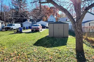 1924 5th St E, Saint Paul, MN 55119 - Photo 22