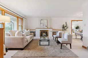 3228 Victoria St N, Shoreview, MN 55126 - Photo 2