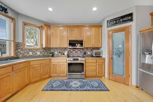 19641 Camrose Way, Farmington, MN 55024 - Photo 6