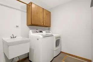 1166 Kingsley Ct S, Mendota Heights, MN 55118 - Photo 20