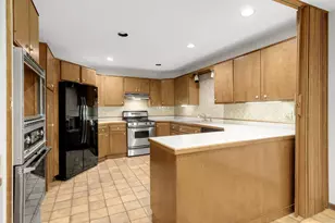 1166 Kingsley Ct S, Mendota Heights, MN 55118 - Photo 16