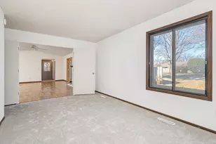 984 Yuma Ln N, Plymouth, MN 55447 - Photo 18