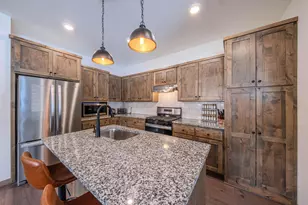 11076 Ulysses St NE, Blaine, MN 55434 - Photo 14