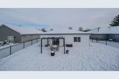 11076 Ulysses Street NE, Blaine, MN 55434 - Photo 38