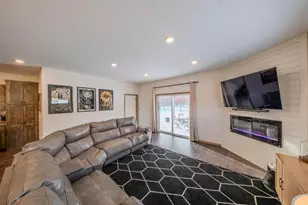 11076 Ulysses St NE, Blaine, MN 55434 - Photo 8