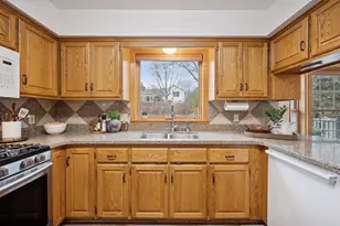 11647 Magnolia Ct N, Champlin, MN 55316 - Photo 4