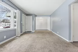 5580 Aldine St, Shoreview, MN 55126 - Photo 4