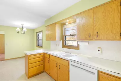 624 109th Lane NE, Blaine, MN 55434 - Photo 2