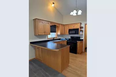 38161 Fieldstone Drive, North Branch, MN 55056 - Photo 6