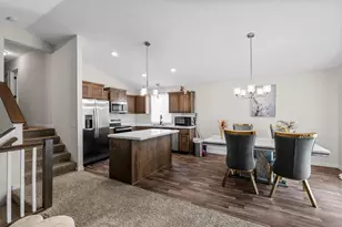 4634 9th St NE, Saint Cloud, MN 56304 - Photo 10