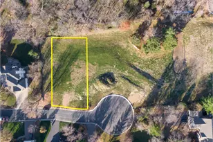 3981 White Oak Ln, Chanhassen, MN 55331 - Photo 1