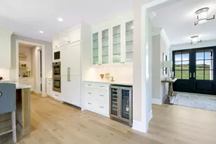 3941 White Oak Ln, Chanhassen, MN 55331 - Photo 10