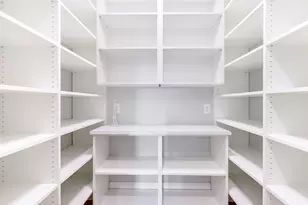 3941 White Oak Ln, Chanhassen, MN 55331 - Photo 16