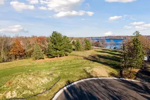 3941X White Oak Ln, Chanhassen, MN 55331 - Photo 2