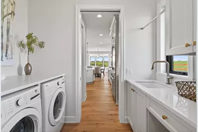 3921 White Oak Lane, Chanhassen, MN 55331 - Photo 38