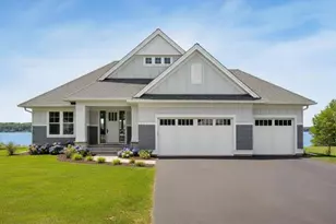 3921 White Oak Ln, Chanhassen, MN 55331 - Photo 1