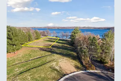 3930 Stratford Lane, Chanhassen, MN 55331 - Photo 2