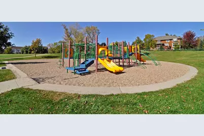 3930 Stratford Lane, Chanhassen, MN 55331 - Photo 24