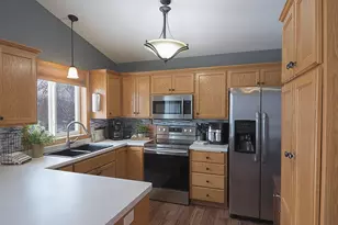 1416 Hillside Ct, Sauk Rapids, MN 56379 - Photo 4