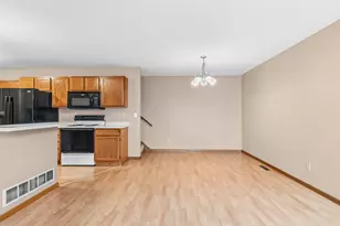 13226 Aberdeen St NE, Blaine, MN 55449 - Photo 10