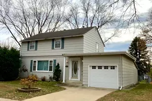 1915 5th Ave NW, Austin, MN 55912 - Photo 1