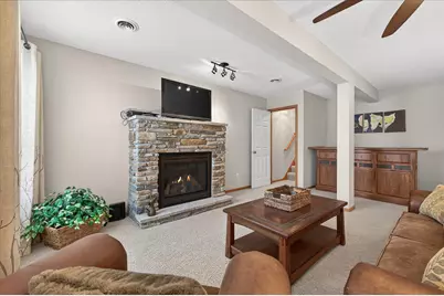 2844 Century Trail, Chanhassen, MN 55317 - Photo 20