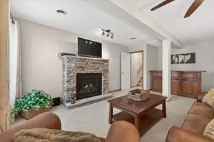 2844 Century Trail, Chanhassen, MN 55317 - Photo 20