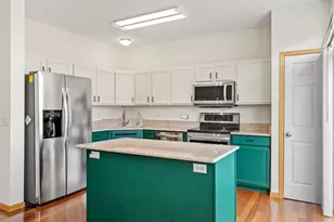 7640 Zane Ave N, Brooklyn Park, MN 55443 - Photo 14