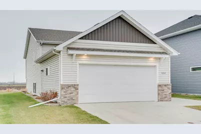 4212 14th Avenue S, Moorhead, MN 56560 - Photo 2