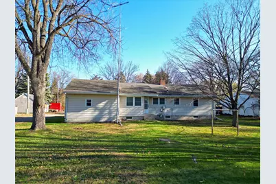 530 3rd Street E, Hector, MN 55342 - Photo 2
