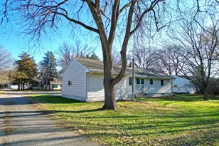 530 3rd St E, Hector, MN 55342 - Photo 22