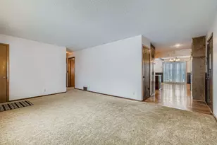 5300 Newton Ave N, Brooklyn Center, MN 55430 - Photo 22