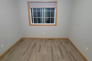 3553 Sterling Heights Dr, River Falls, WI 54022 - Photo 14