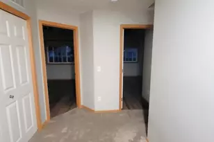 3553 Sterling Heights Dr, River Falls, WI 54022 - Photo 8