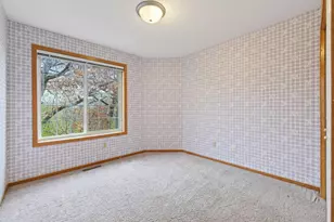 725 Fairfield Cir, Hopkins, MN 55305 - Photo 14