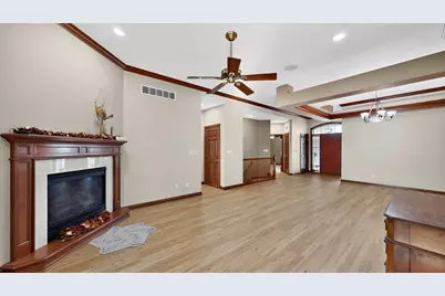 2280 Coral Court NE, Rochester, MN 55906 - Photo 4