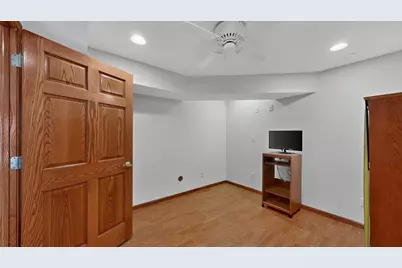 2280 Coral Court NE, Rochester, MN 55906 - Photo 24