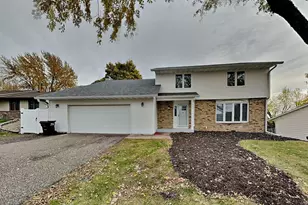 8525 Ivywood Ave S, Cottage Grove, MN 55016 - Photo 1