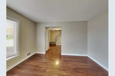 8525 Ivywood Avenue S, Cottage Grove, MN 55016 - Photo 2