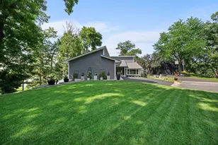 4324 Lakepoint Ct, Shoreview, MN 55126 - Photo 8