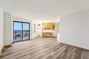 78 10th Street E, Saint Paul, MN 55101 - Photo 14