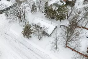 924 King Ave SW, Wadena, MN 56482 - Photo 1