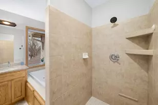 1805 Creek Ln, Northfield, MN 55057 - Photo 36